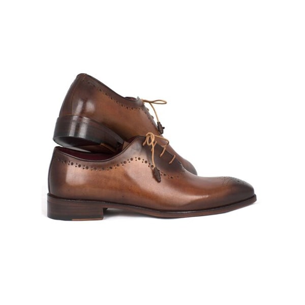 Oxford Medallion Toe Shoes with Five Eyelets