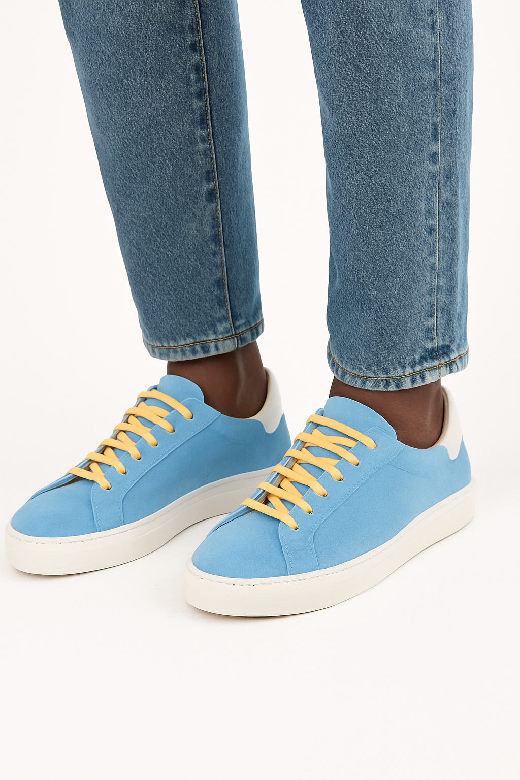 Jewell Hutchinson Sneakers