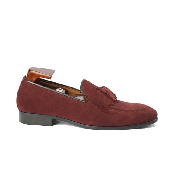 Tassel Loafer in Suede 448