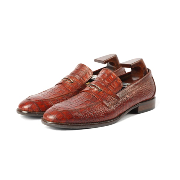 Embossed Solid Leather Penny Loafer