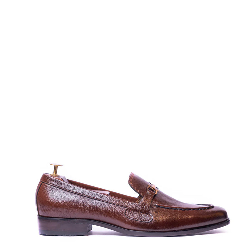 Classic Polished Shiny Leather Buckled Loafers