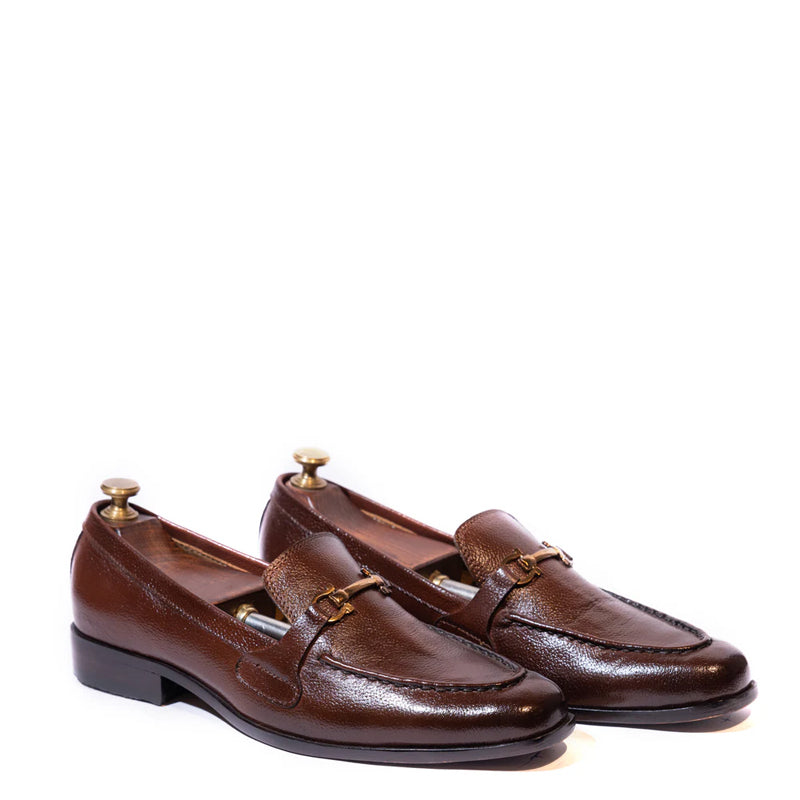 Classic Polished Shiny Leather Buckled Loafers