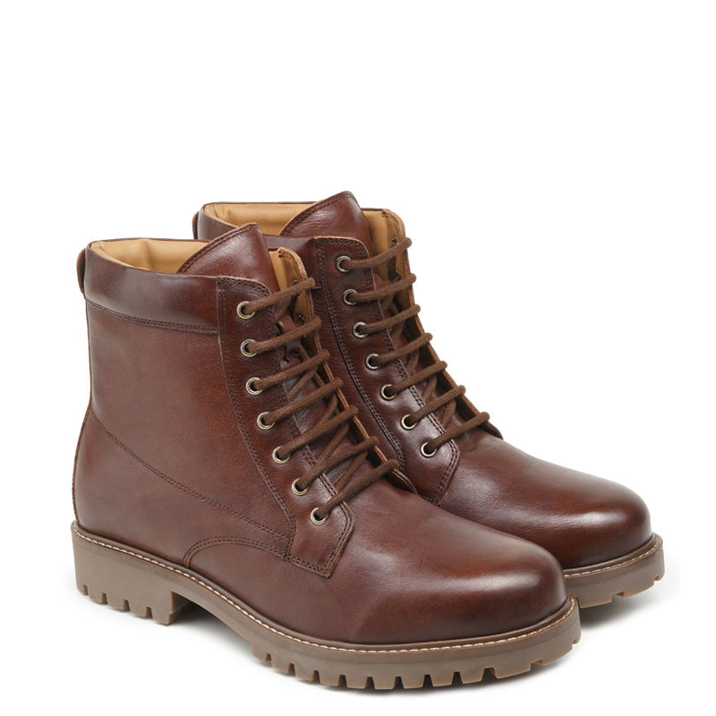Classic Leather Lace-Up Ankle Boot Brown