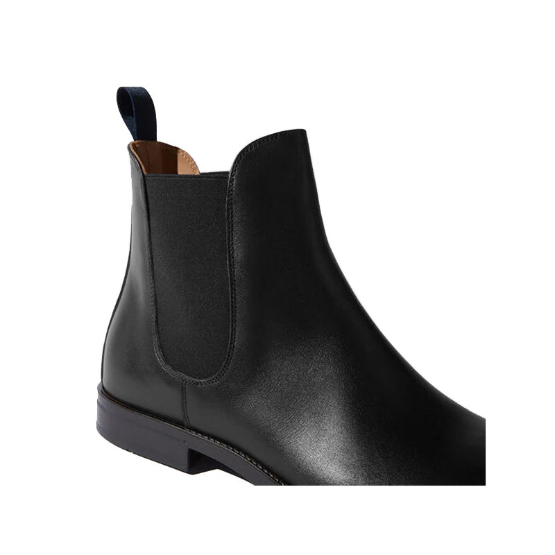 Classic Chelsea Round Toe Leather Boots