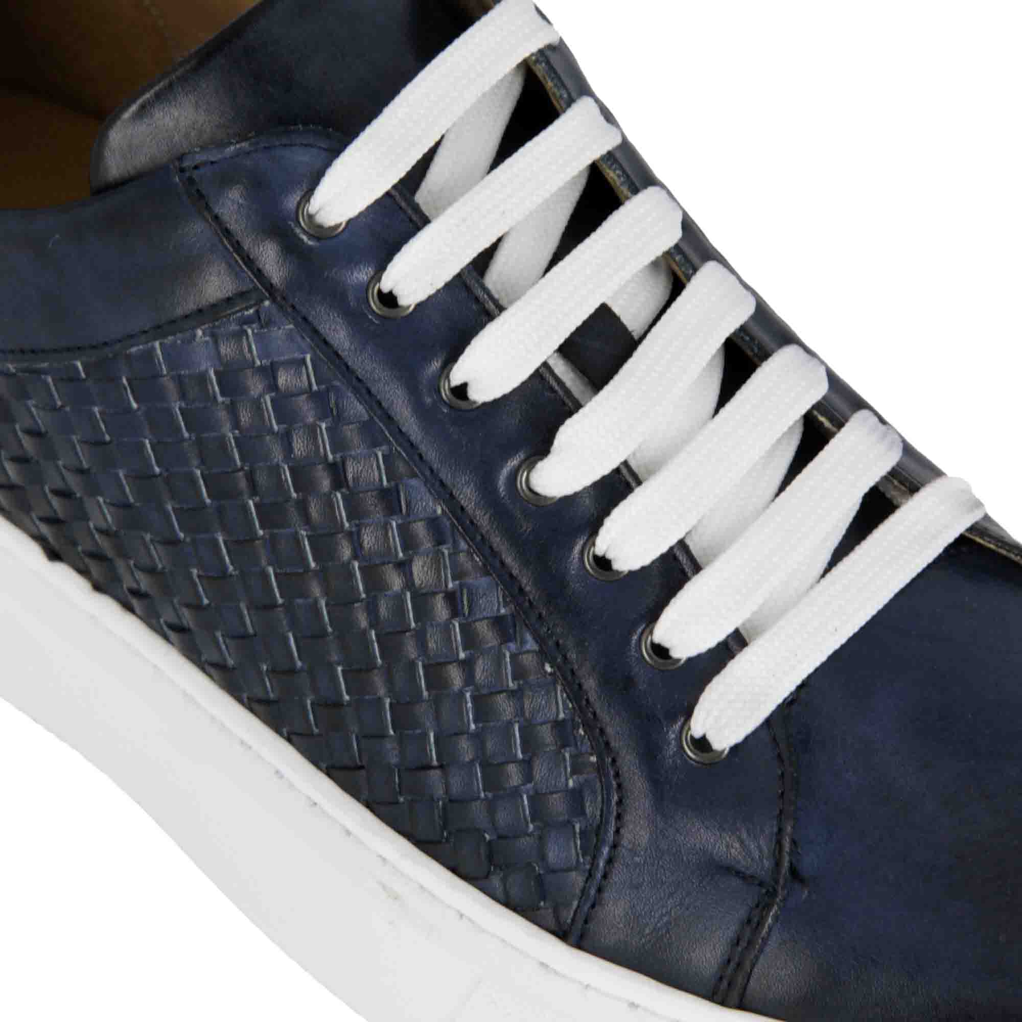 Men's Casual Trainer In Woven Leather Blue Colour