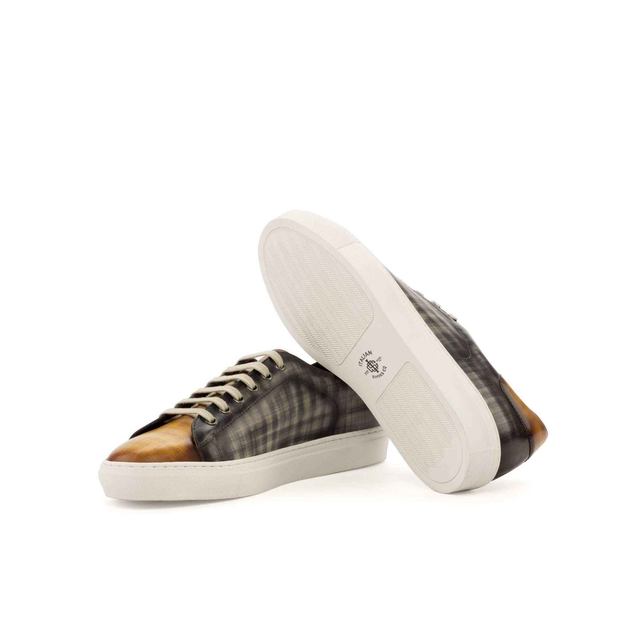 Heriberto Hood Sneakers