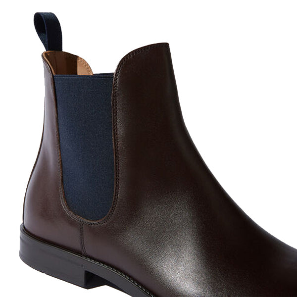 Classic Chelsea Round Toe Leather Boots