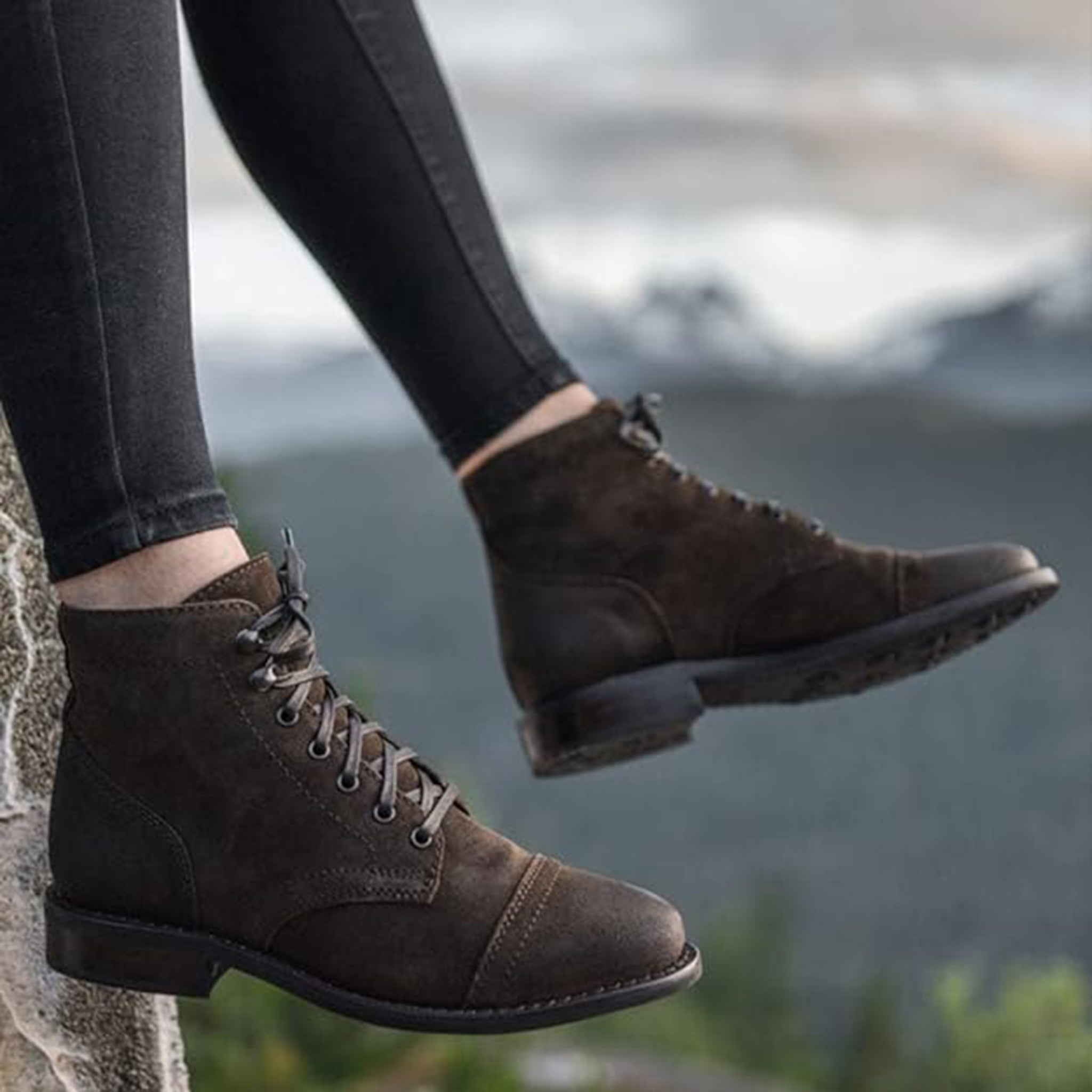 Captain Men's Lace-Up Boots