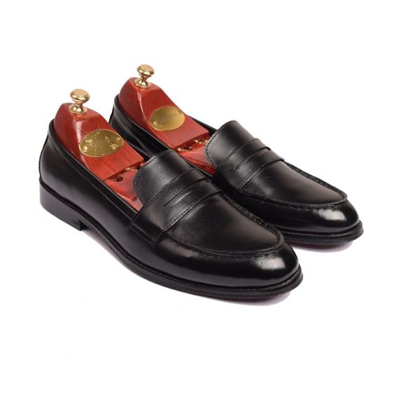 Penny Loafer in Black Leather