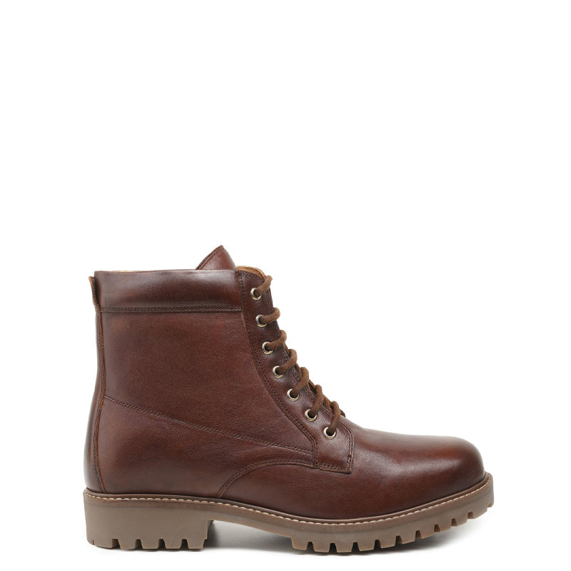 Classic Leather Lace-Up Ankle Boot Brown