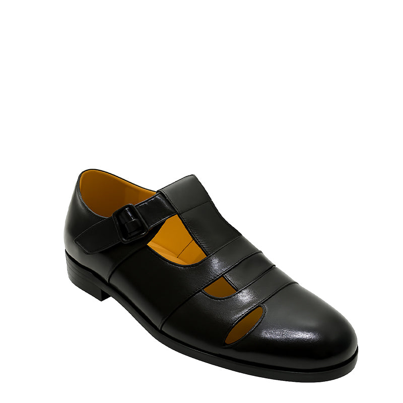 Closed-Toe Tan Leather Sandal with Buckle Strap