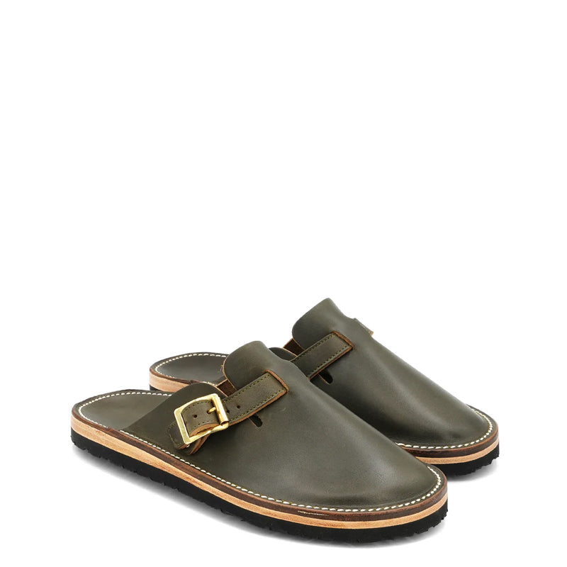 Buckle Clogs Slit Sandal Black