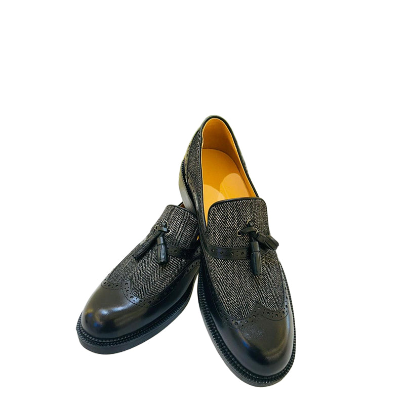 Men's Black Leather Tassel Loafer with Dual Textured Elegance