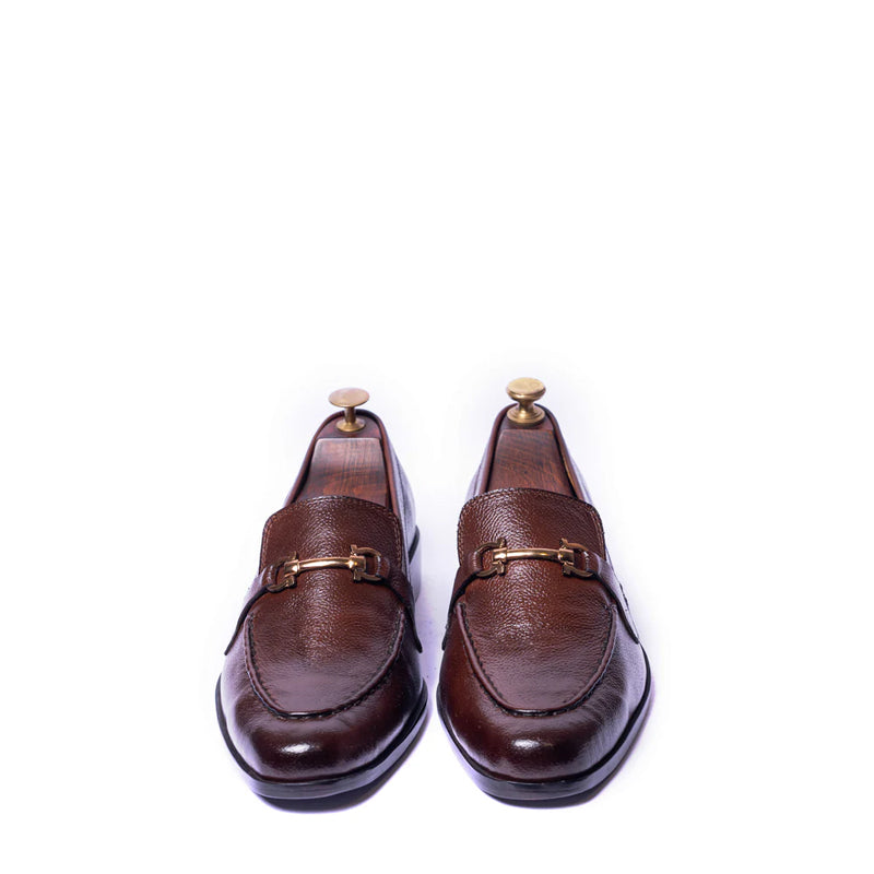 Classic Polished Shiny Leather Buckled Loafers