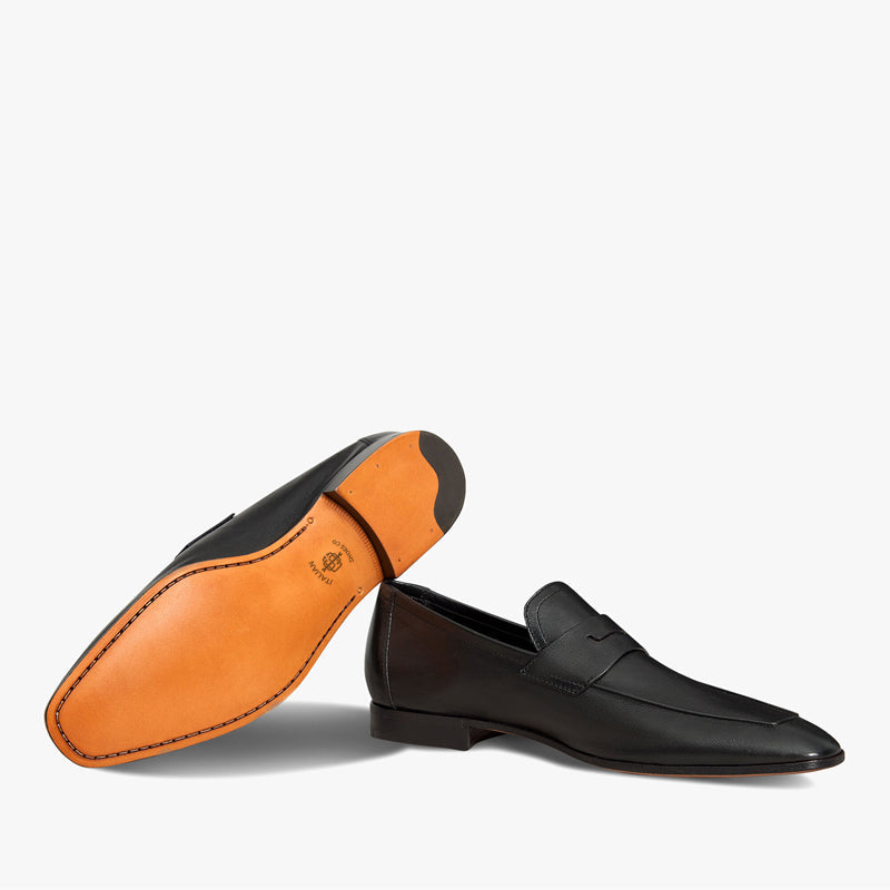 Plain Solid Leather Black Loafer For Men