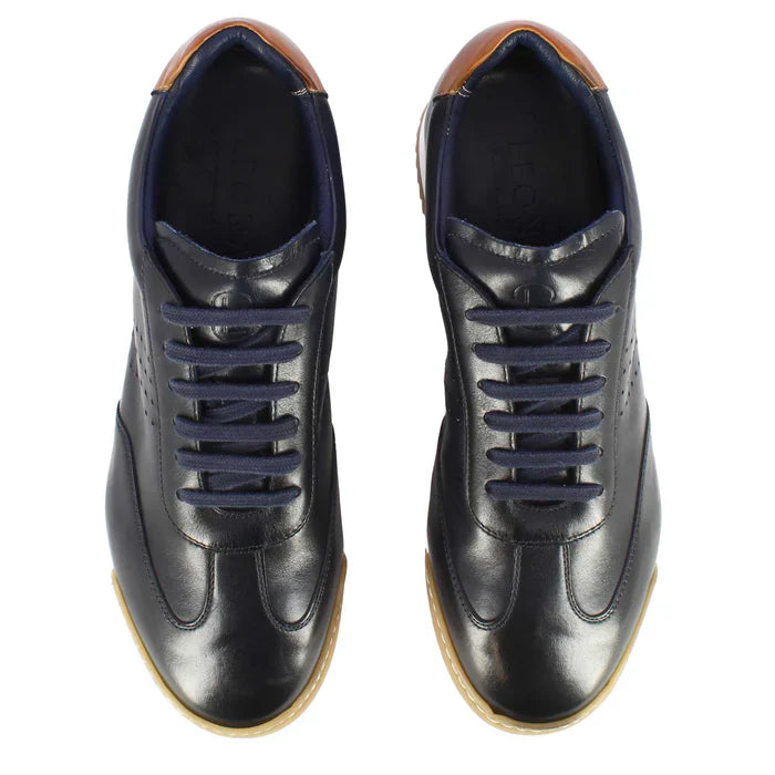 Men's casual sneaker in leather