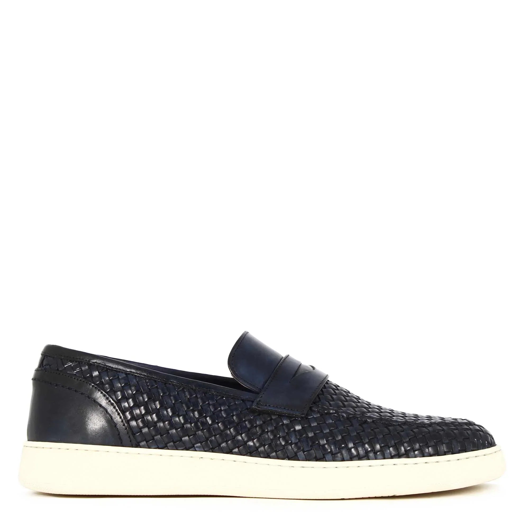 Men's sneaker in woven leather